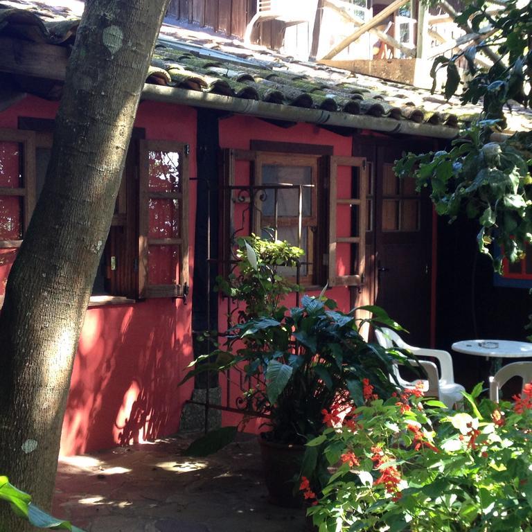 Regina Guest House Praia do Rosa Kamer foto